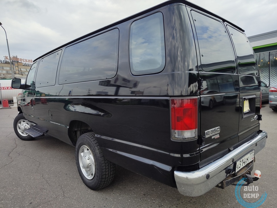 Ford Econoline IV 